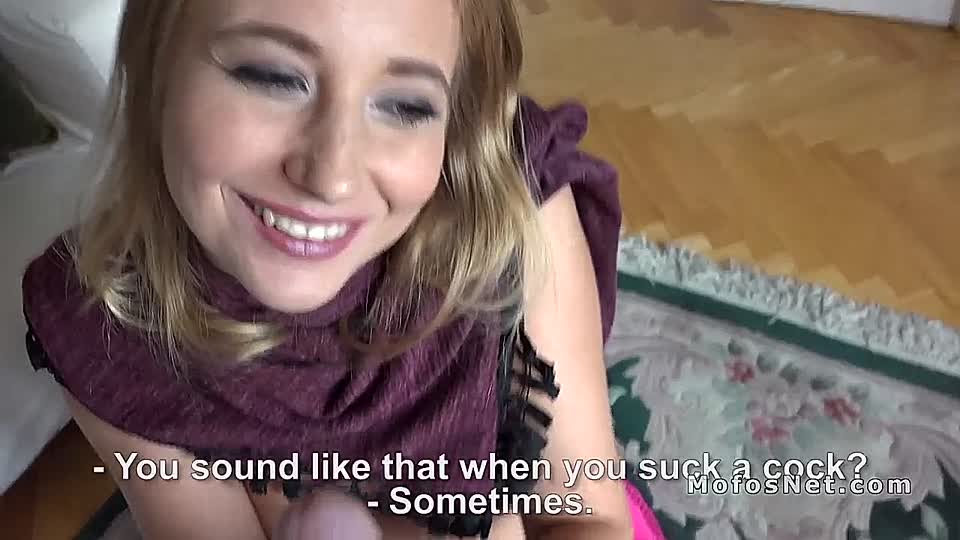 Blonde ungarische Schlampe fickt für Bargeld